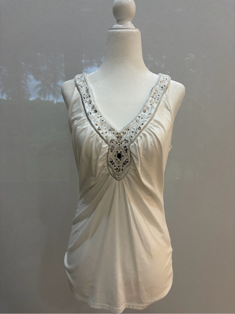 White House Black Market Cream Beaded V-Neck Sleeveless Camisole